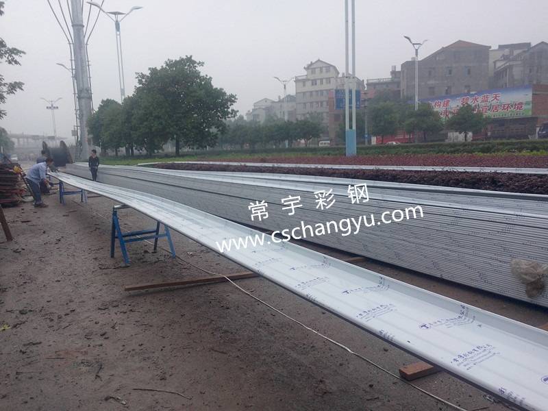 直立鎖邊金屬屋面系統(tǒng)